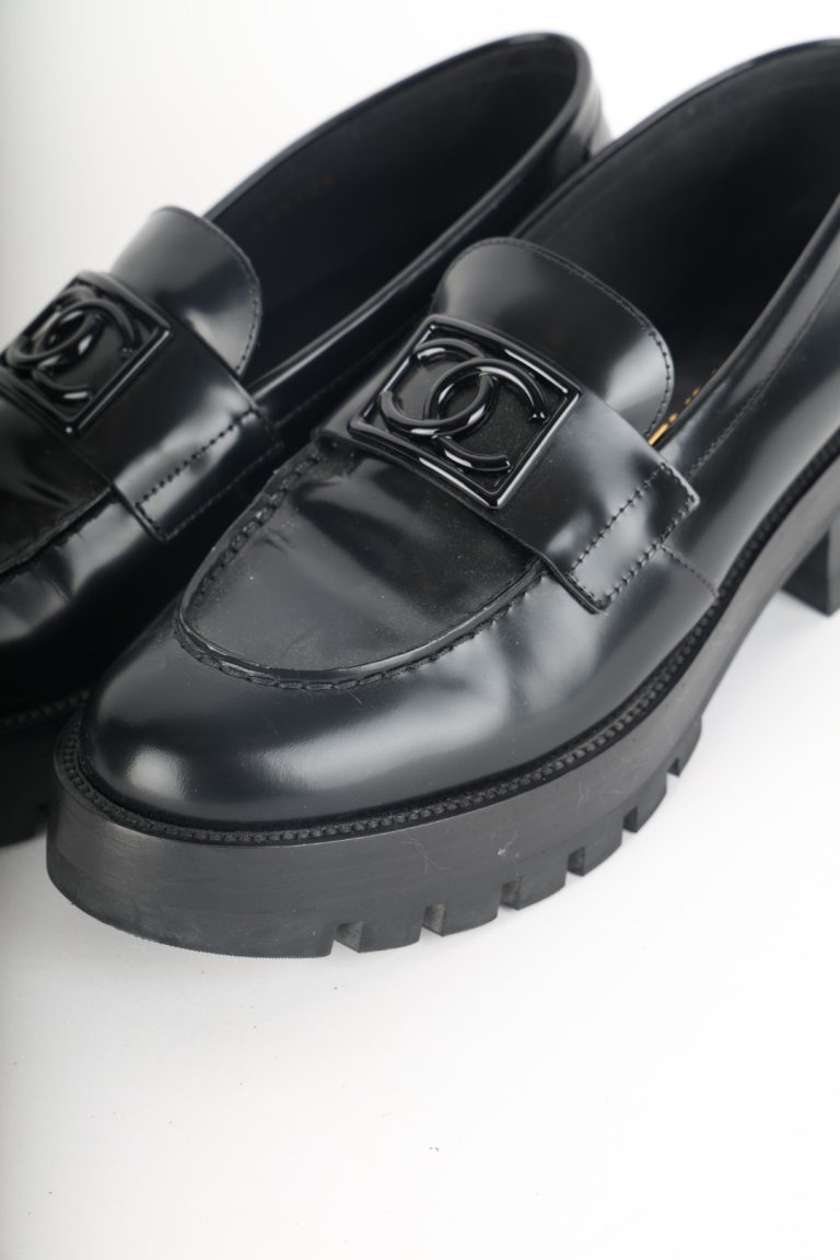 Mocassins Chanel Pointure 38C – Image 2