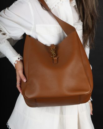 Sac Yves Saint Laurent Le 5 à 7
